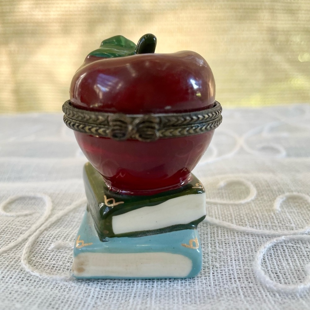Vintage Hand Painted Apple on Books Mini Trinket & Pill box. Perfect for Teacher